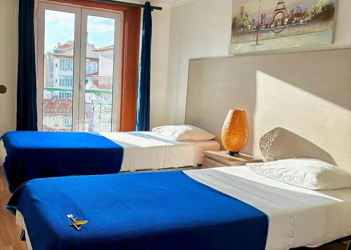 3Lisbon Downtown Private Bedroom River View
